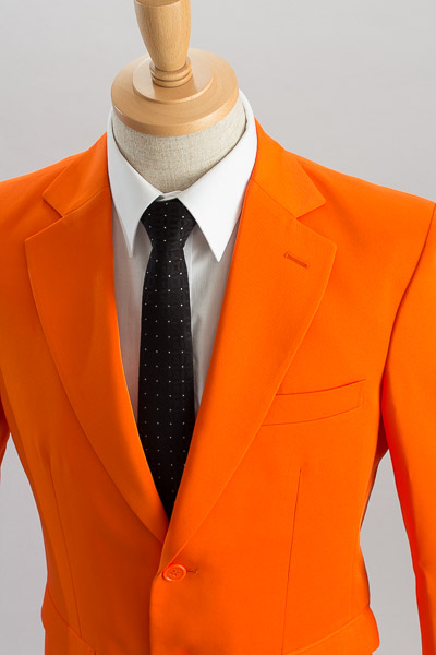 オレンジ色のジャケット販売店 陸上スタータージャケット、みかん色