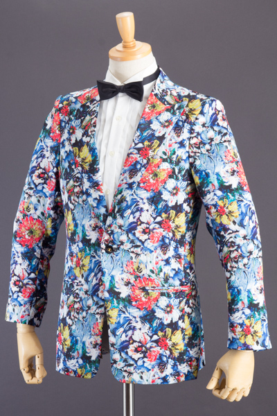 フラワー柄ジャケット（ブルー）正面：舞台映えする鮮やかな青