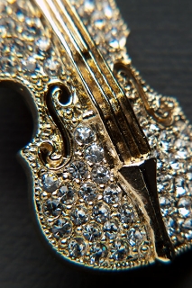 スワロフスキー SWAROVSKI ヴァイオリン ブローチ バイオリン ブローチ