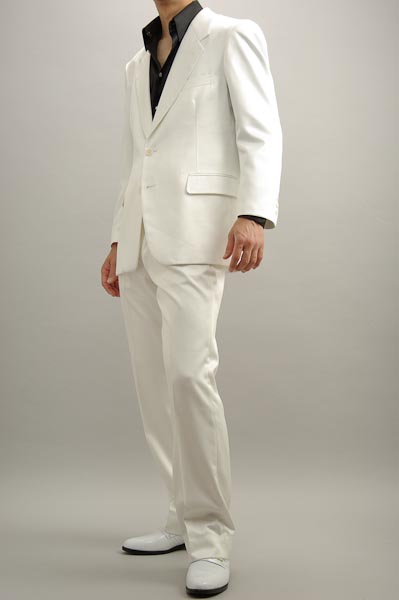 スーツ　ホワイト